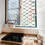 Madragoa - Lisbon