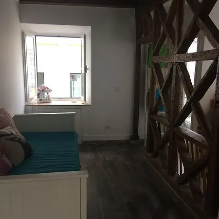 Apartment Madragoa - *