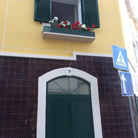 Διαμέρισμα Madragoa - *